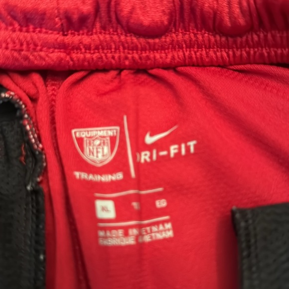 Nike Arizona Cardinals Dri Fit Shorts.  Official Team Gear.  XL.  Maroon/Black/W - Picture 5 of 5